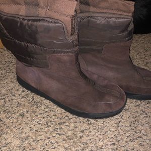 Brown Land’ End Snow Boots